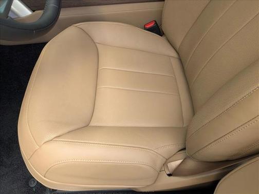 2025 Land Rover Range Rover P400 SE