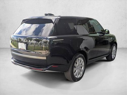 2025 Land Rover Range Rover P400 SE