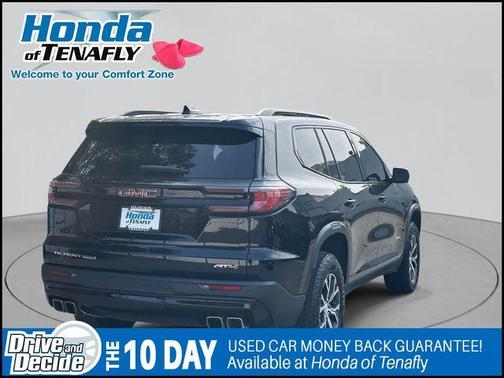 2024 GMC Acadia AT4