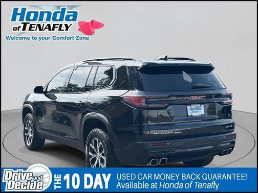 2024 GMC Acadia AT4