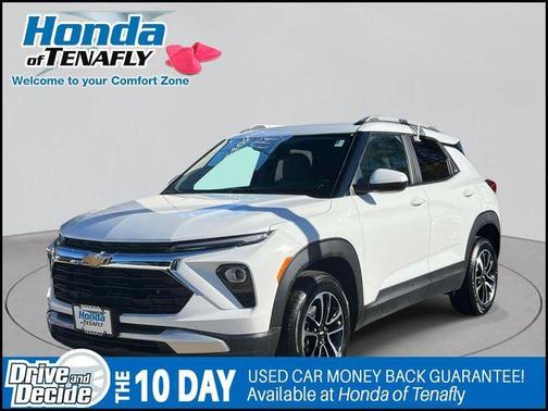 Summit White 2024 Chevrolet Trailblazer LT