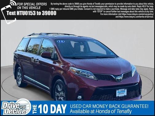 2019 Toyota Sienna SE Premium