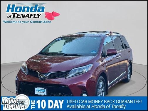 2019 Toyota Sienna SE Premium