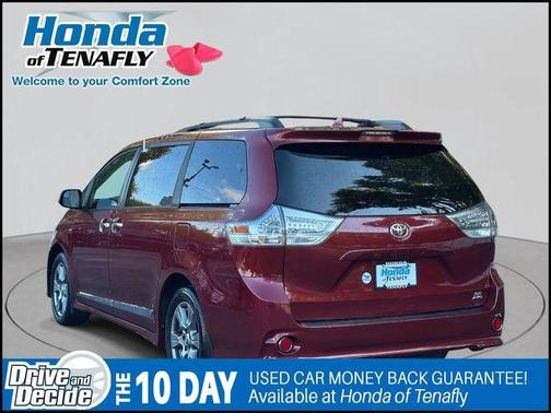 2019 Toyota Sienna SE Premium
