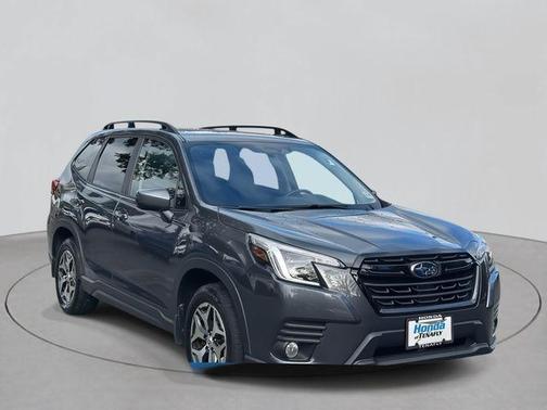 2022 Subaru Forester Premium
