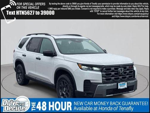 Platinum White Pearl 2026 Honda Pilot TrailSport