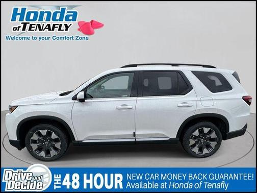 Platinum White Pearl 2026 Honda Pilot Touring