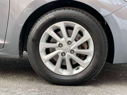 2018 Hyundai Accent SEL