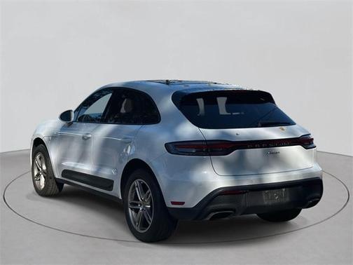 2024 Porsche Macan Base