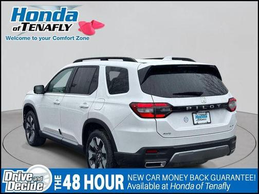 Platinum White Pearl 2026 Honda Pilot Elite