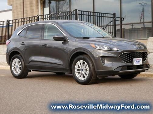 Photo 2 of 31 of 2020 Ford Escape SE