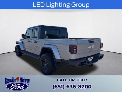 Billet Silver Metallic Clearcoat 2020 Jeep Gladiator Overland