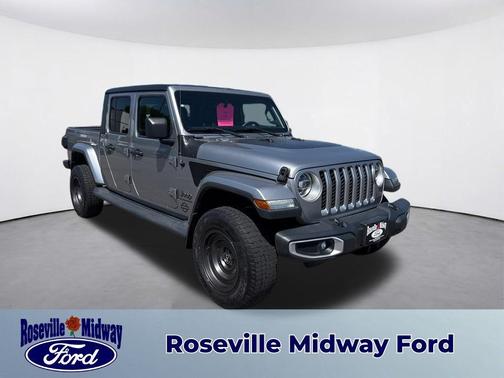 Billet Silver Metallic Clearcoat 2020 Jeep Gladiator Overland
