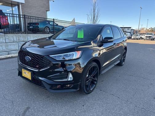 2023 Ford Edge ST