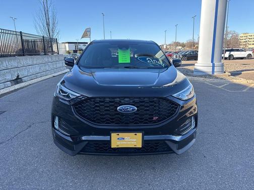 2023 Ford Edge ST