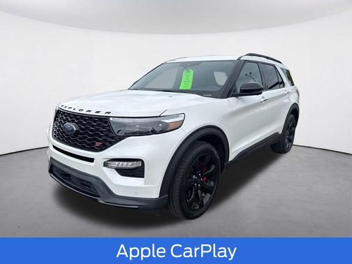 Star White 2023 Ford Explorer ST