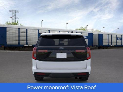Oxford White 2026 Ford Expedition Tremor