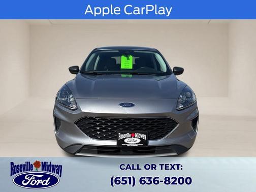 Iconic Silver Metallic 2022 Ford Escape SE