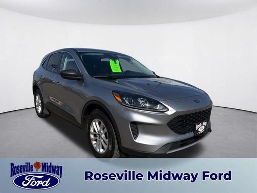 Silver Metallic 2022 Ford Escape SE