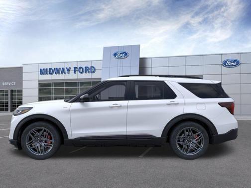 Star White 2026 Ford Explorer ST-Line