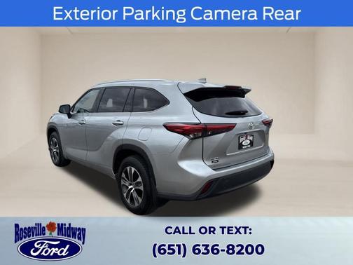 Celestial Silver Metallic 2020 Toyota Highlander XLE
