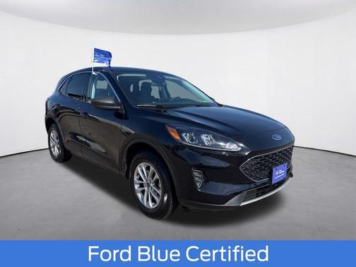 Black Metallic 2022 Ford Escape SE