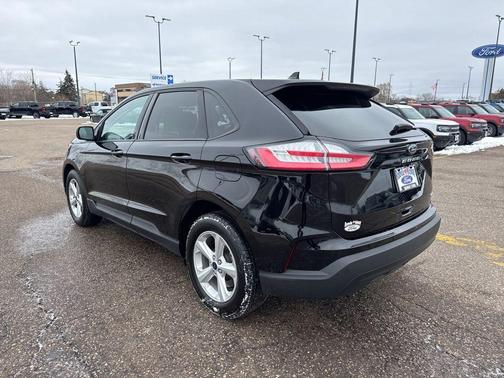 2021 Ford Edge SE
