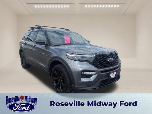 Gray Metallic 2022 Ford Explorer ST