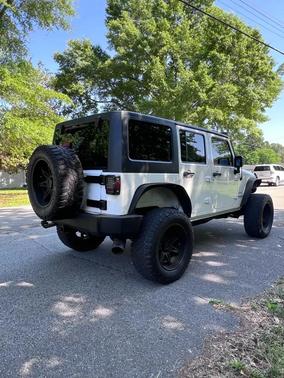 WHITE 2014 Jeep Wrangler Unlimited Sport