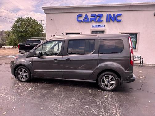 2020 Ford Transit Connect Titanium w/Rear Liftgate
