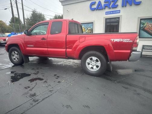 2014 Toyota Tacoma Base