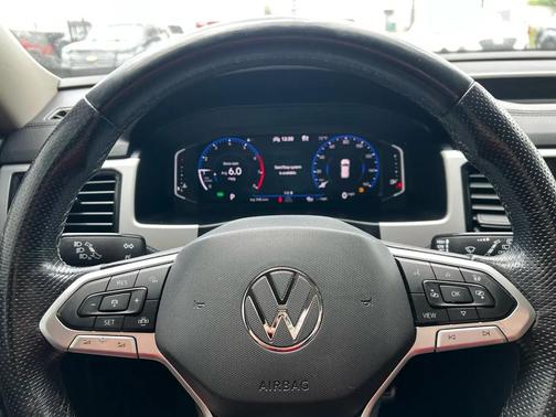 GRAY 2021 Volkswagen Atlas 3.6L SEL