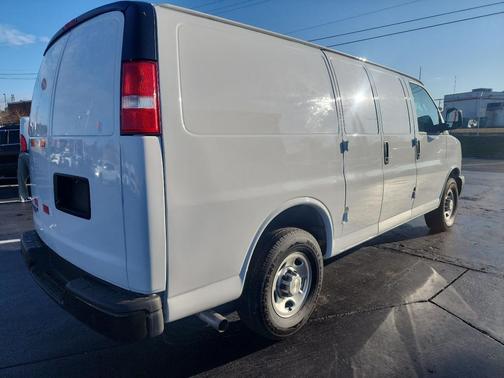 2021 Chevrolet Express 2500 RWD 2500 135''