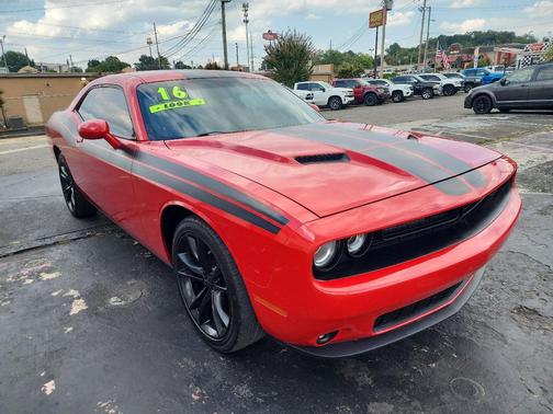 2016 Dodge Challenger SXT