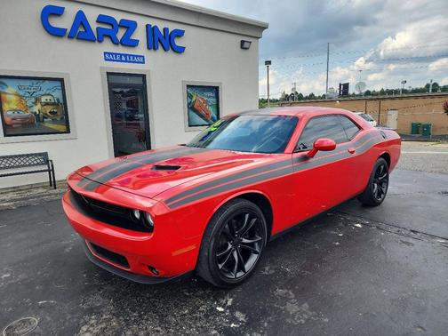 2016 Dodge Challenger SXT