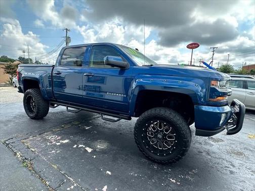 2017 Chevrolet Silverado 1500 2LT