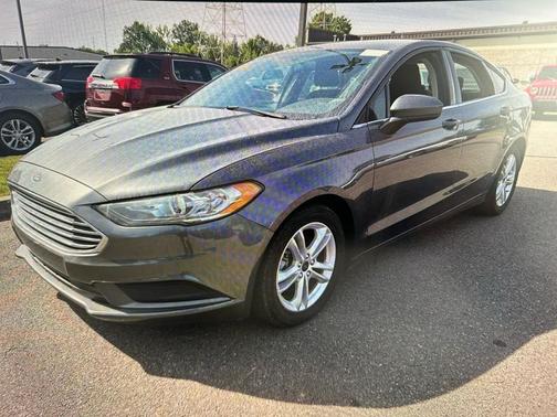 GRAY 2018 Ford Fusion SE