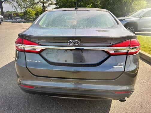 GRAY 2018 Ford Fusion SE