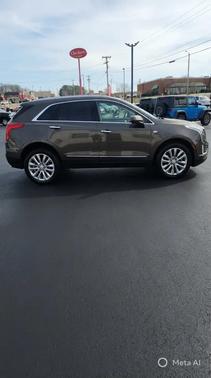 BROWN 2019 Cadillac XT5 Luxury