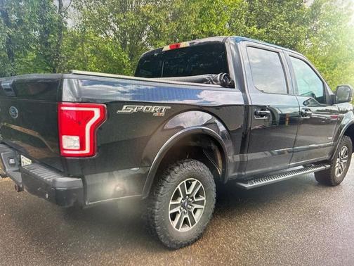 BLCK 2015 Ford F-150 4WD SuperCrew 145'' King Ranch