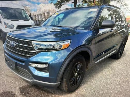 Blue 2020 Ford Explorer XLT RWD