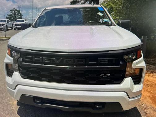 WHITE 2024 Chevrolet Silverado 1500 Custom