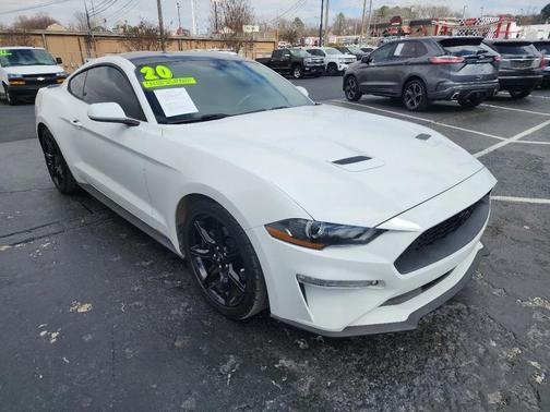 2020 Ford Mustang EcoBoost
