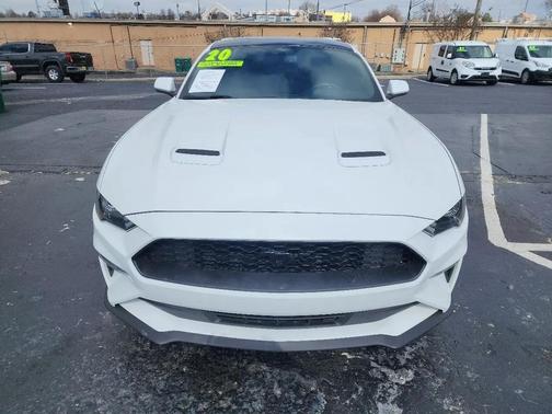 2020 Ford Mustang EcoBoost