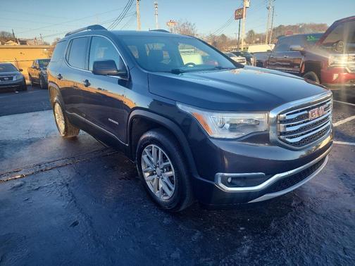 2017 GMC Acadia SLE-2