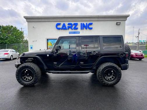 BLACK 2017 Jeep Wrangler Unlimited Rubicon