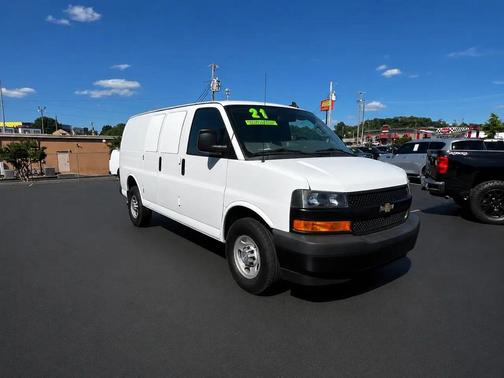 WHITE 2021 Chevrolet Express 2500 LT
