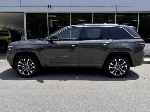 2023 Jeep Grand Cherokee Overland