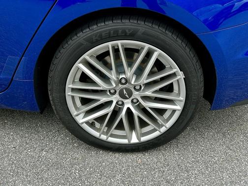 2021 Genesis G70 2.0T