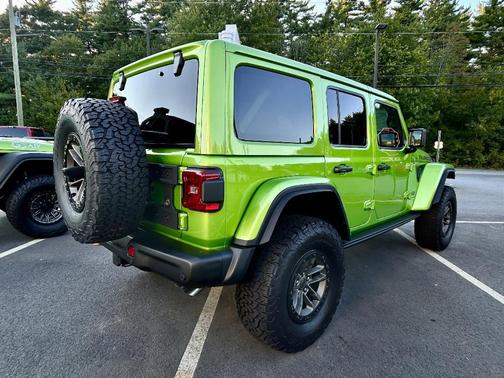 2025 Jeep Wrangler Rubicon 392